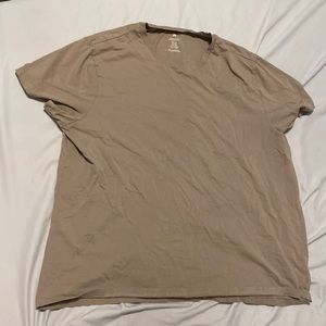 Beige tshirt